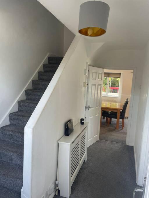 Whole Apartment Near To London 브롬리 외부 사진