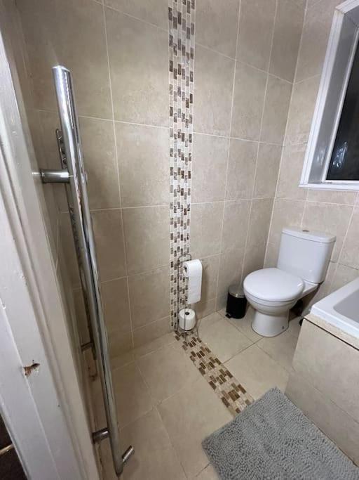 Whole Apartment Near To London 브롬리 외부 사진
